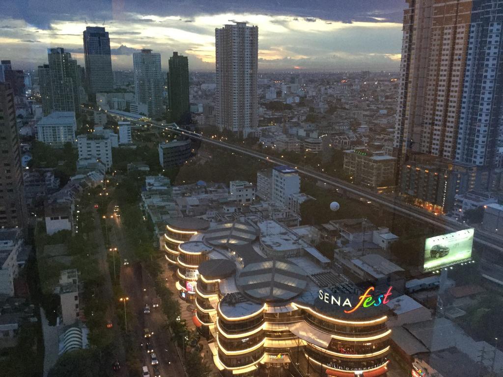 Baan Sathorn Riverfront Banguecoque Quarto foto