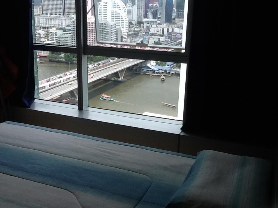 Baan Sathorn Riverfront Banguecoque Quarto foto