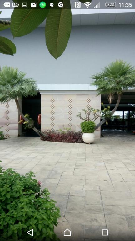 Baan Sathorn Riverfront Banguecoque Exterior foto