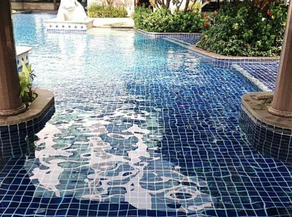Baan Sathorn Riverfront Banguecoque Exterior foto